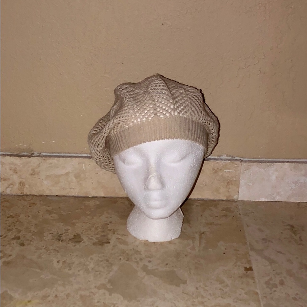 CREAM BERET